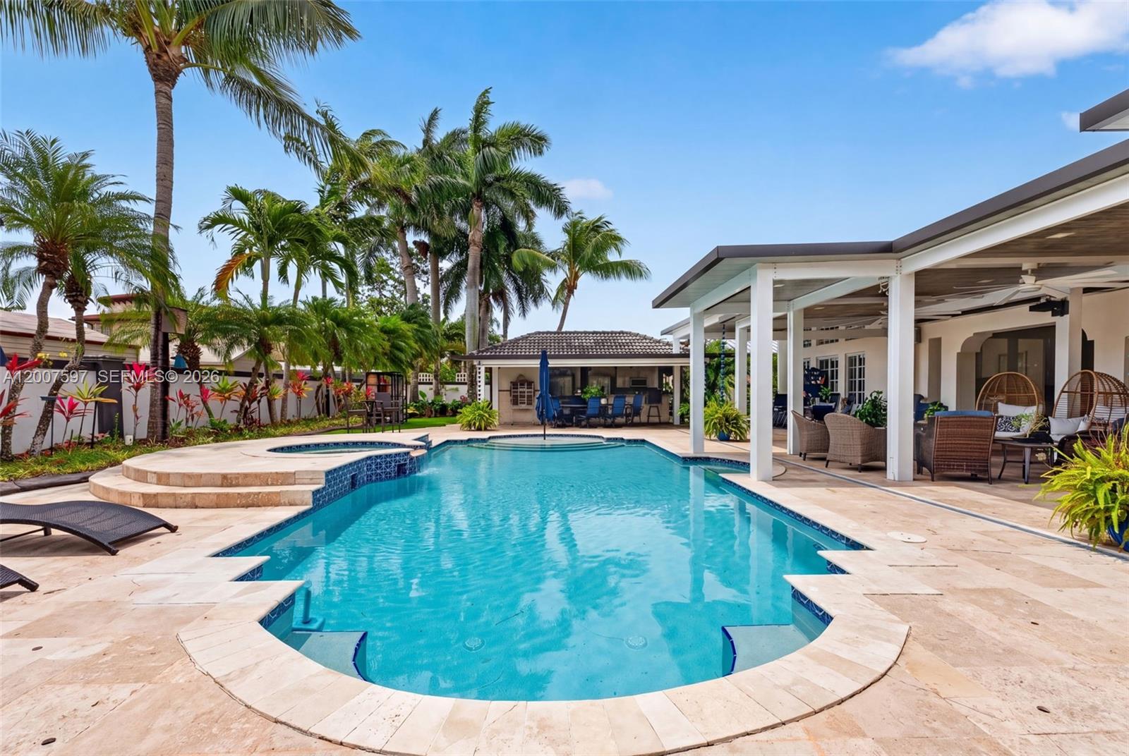 RENAISSANCE RANCHES - Residential