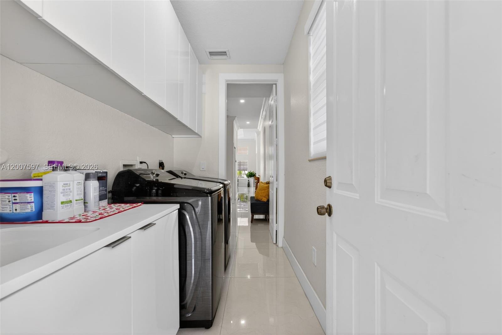 RENAISSANCE RANCHES - Residential