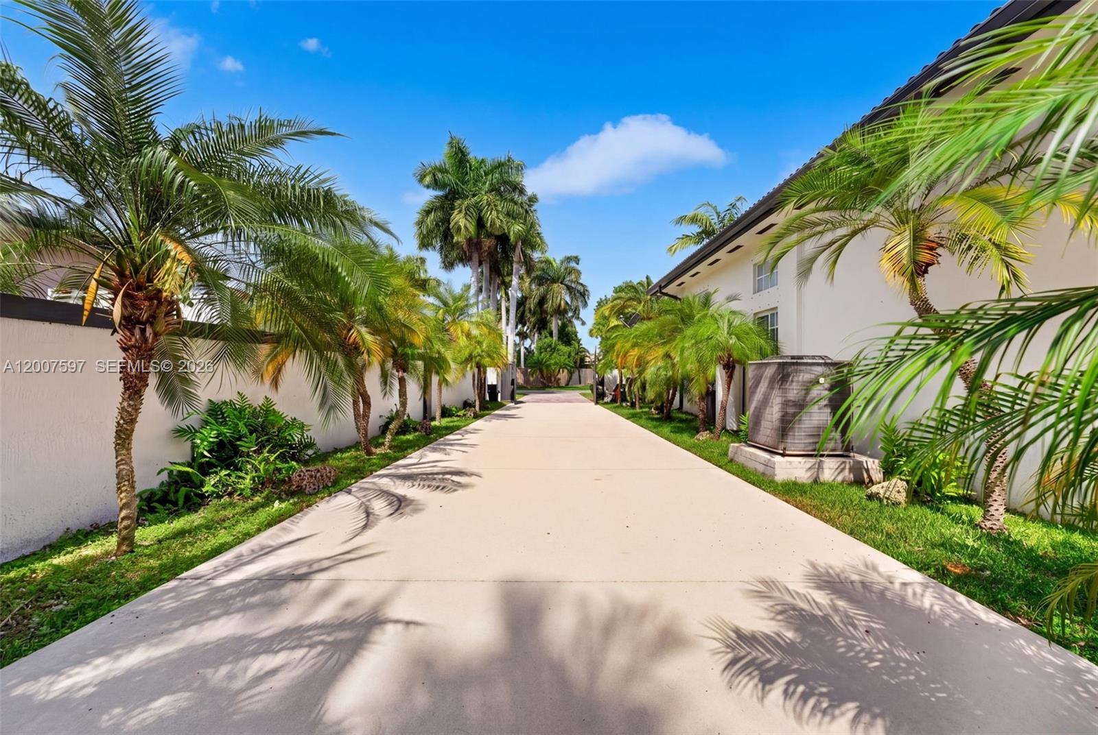 RENAISSANCE RANCHES - Residential