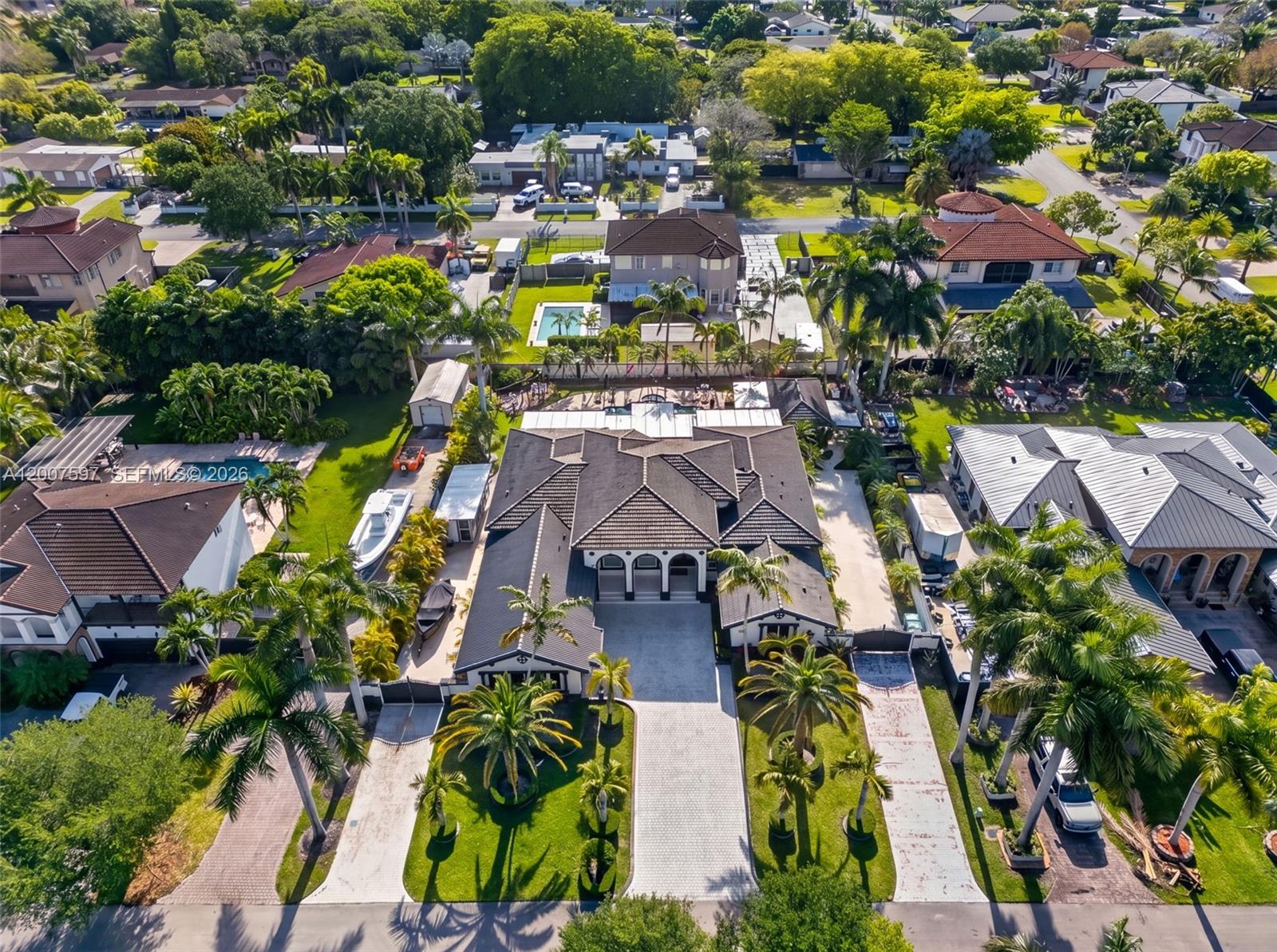 RENAISSANCE RANCHES - Residential