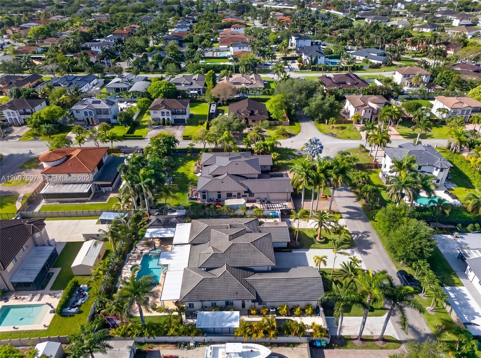 RENAISSANCE RANCHES - Residential