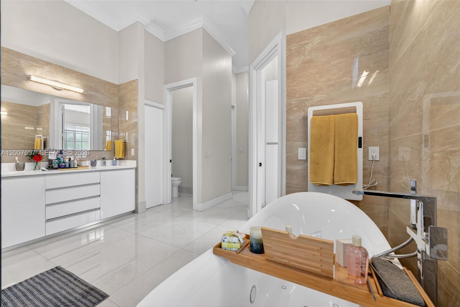 RENAISSANCE RANCHES - Residential