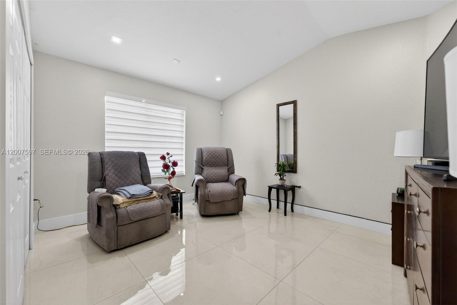 RENAISSANCE RANCHES - Residential