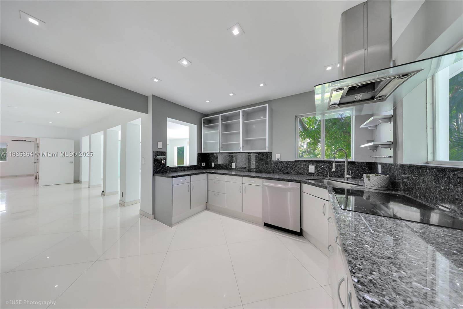 BISCAYNE ISL - Residential Lease