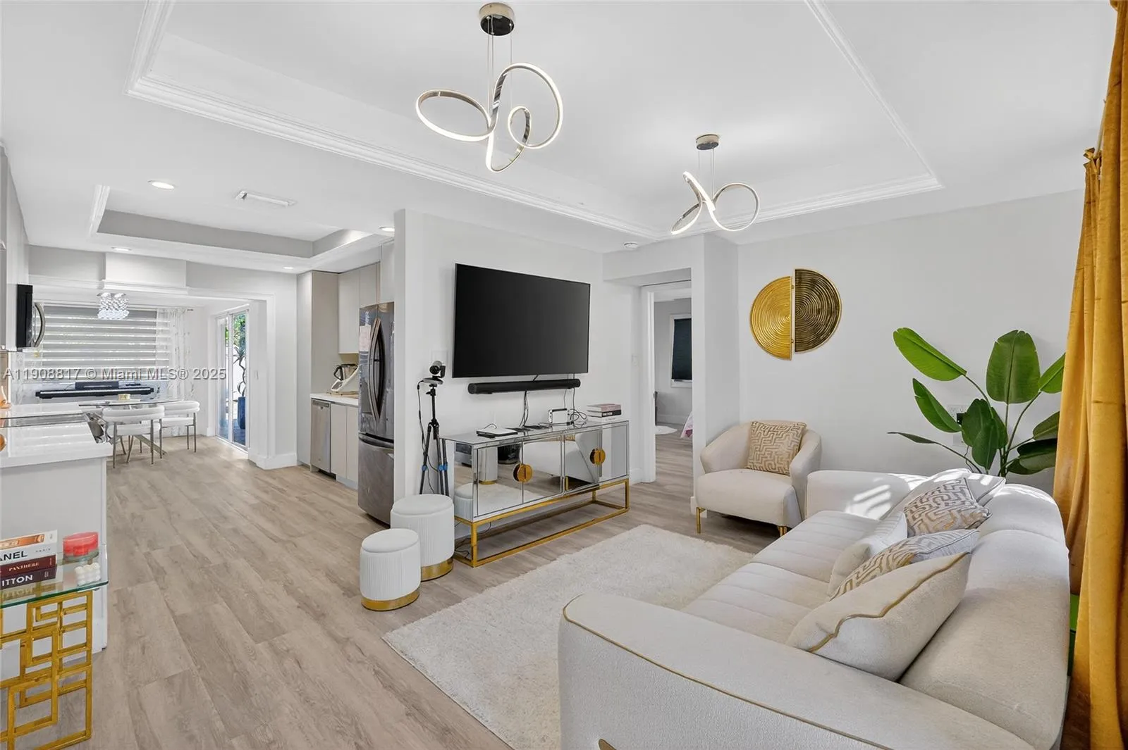 North Miami, Florida 33168, United States, 3 Bedrooms Bedrooms, ,3 BathroomsBathrooms,Residential,Active,252300