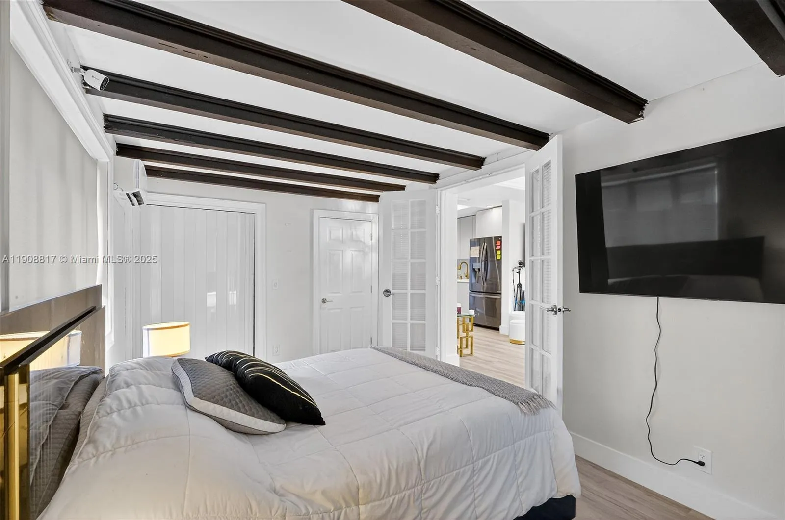 North Miami, Florida 33168, United States, 3 Bedrooms Bedrooms, ,3 BathroomsBathrooms,Residential,Active,252300