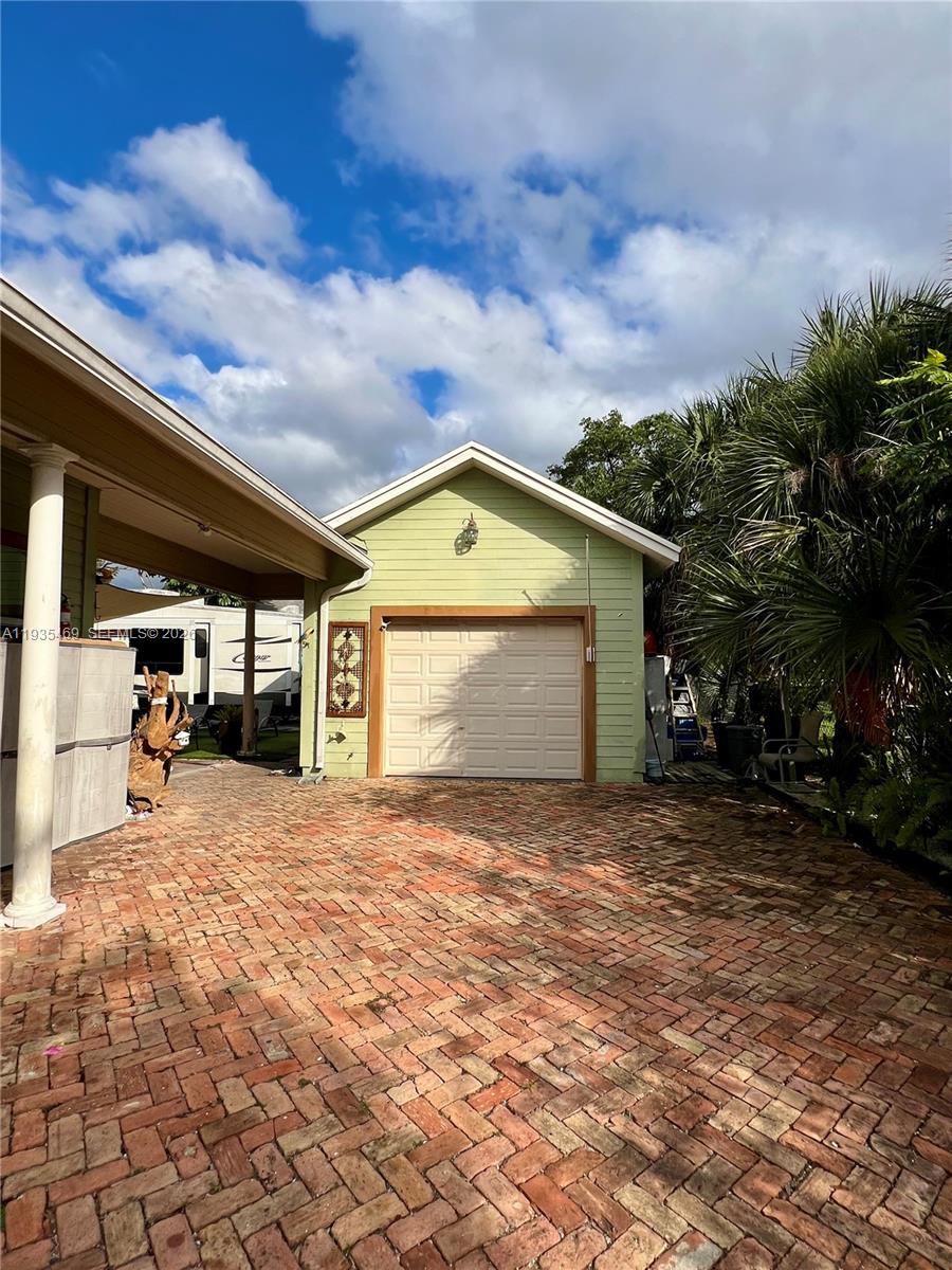 HINSON ADD - Residential