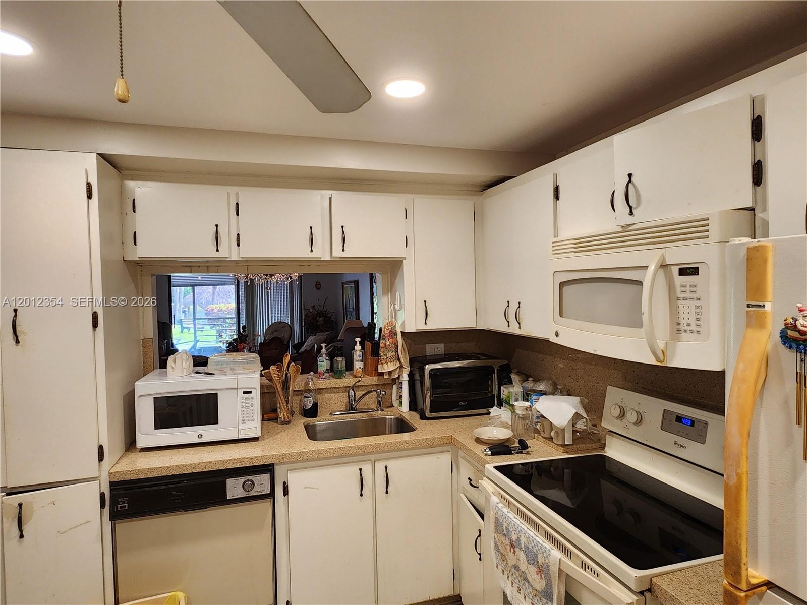 COLONY POINT 1 CONDO - Residential