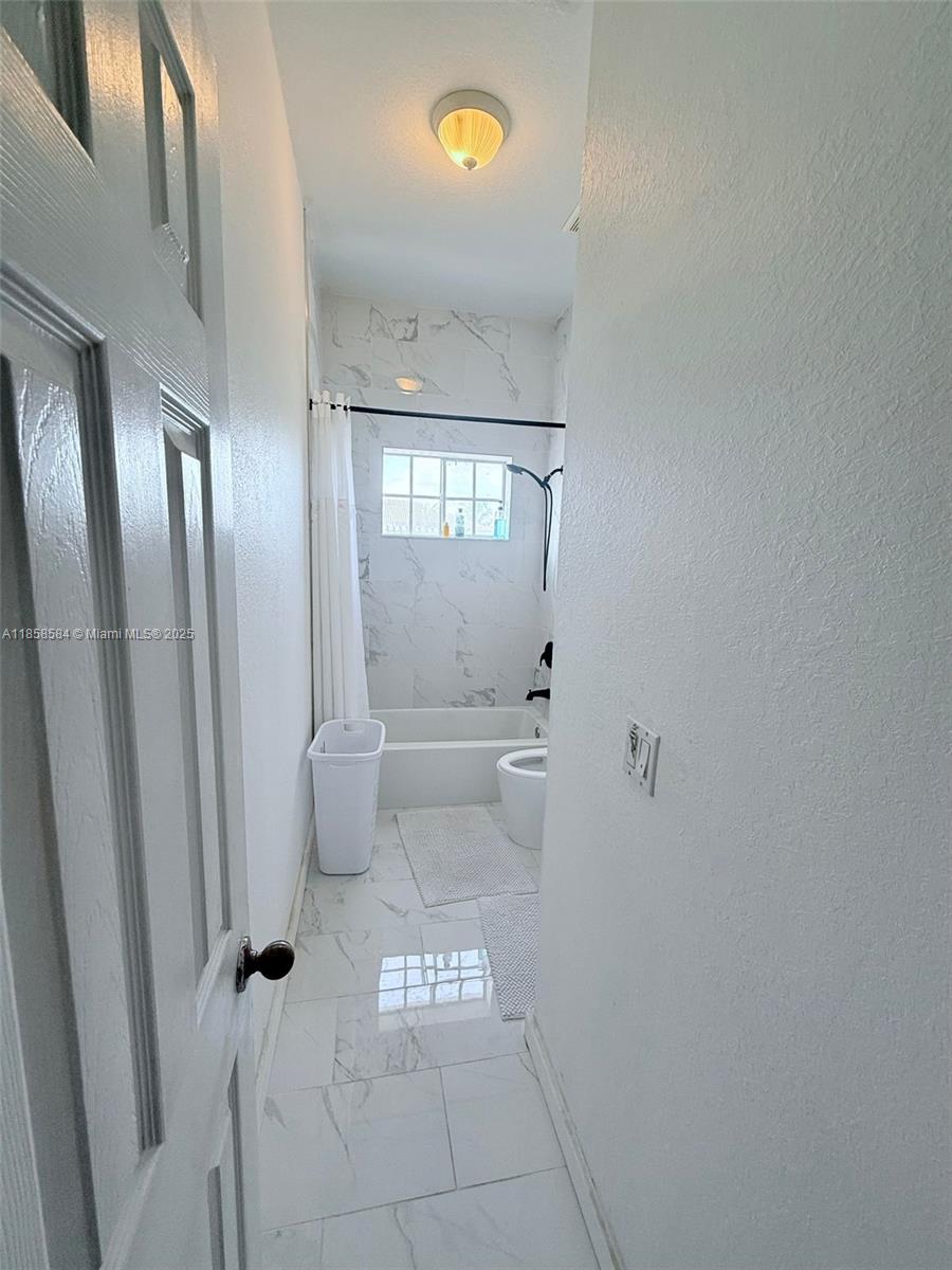 ALEXANDRIA ESTATES SUBDIV - Residential