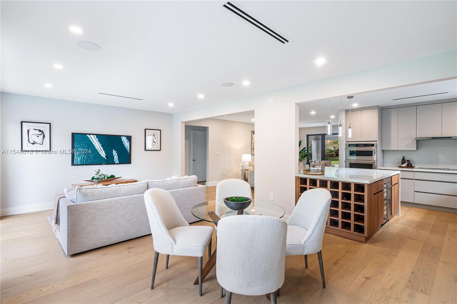 CORAL GABLES RIVIERA SEC - Residential