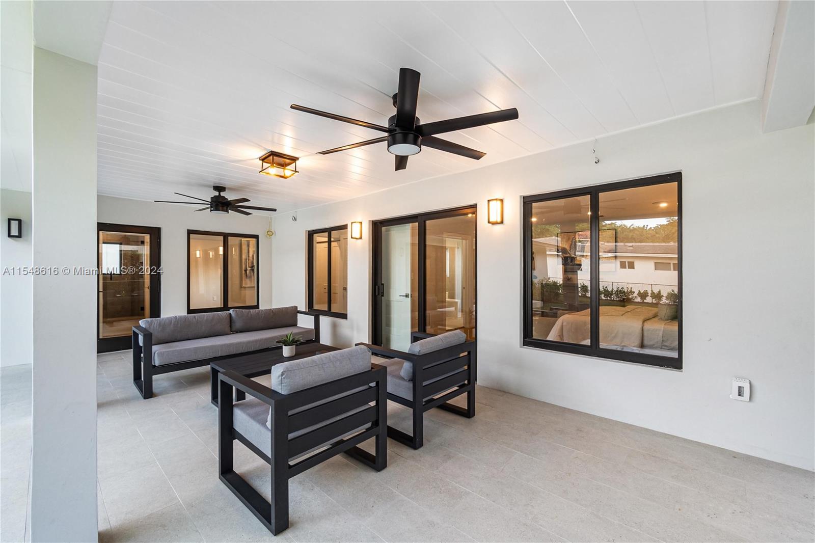 CORAL GABLES RIVIERA SEC - Residential