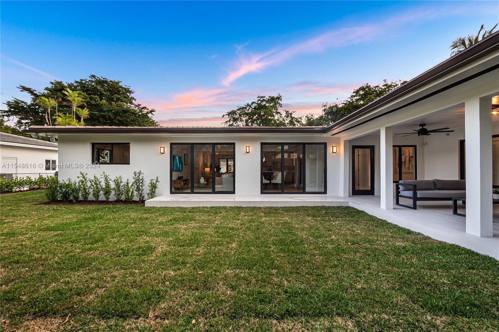 CORAL GABLES RIVIERA SEC - Residential