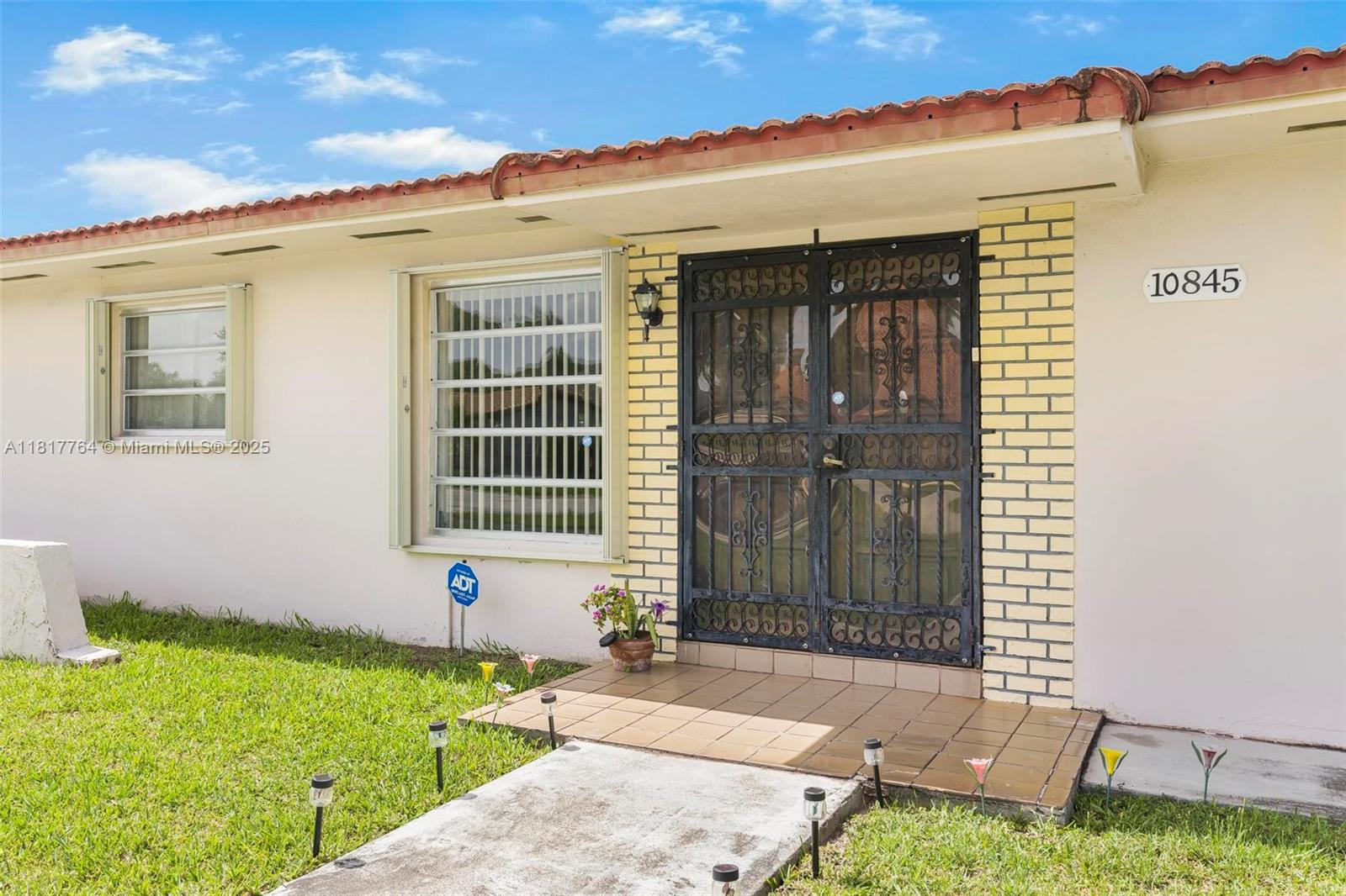 10845 SW 26th Ter