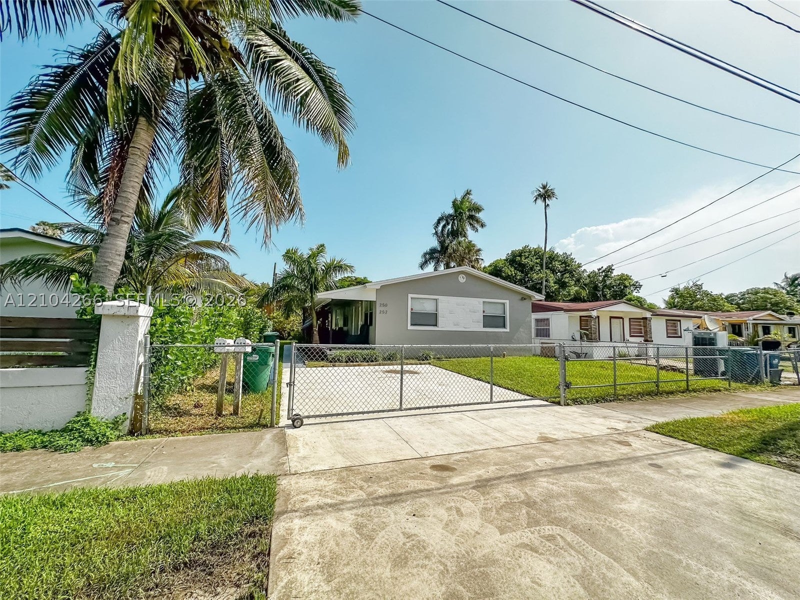 250 NW 82nd Ter