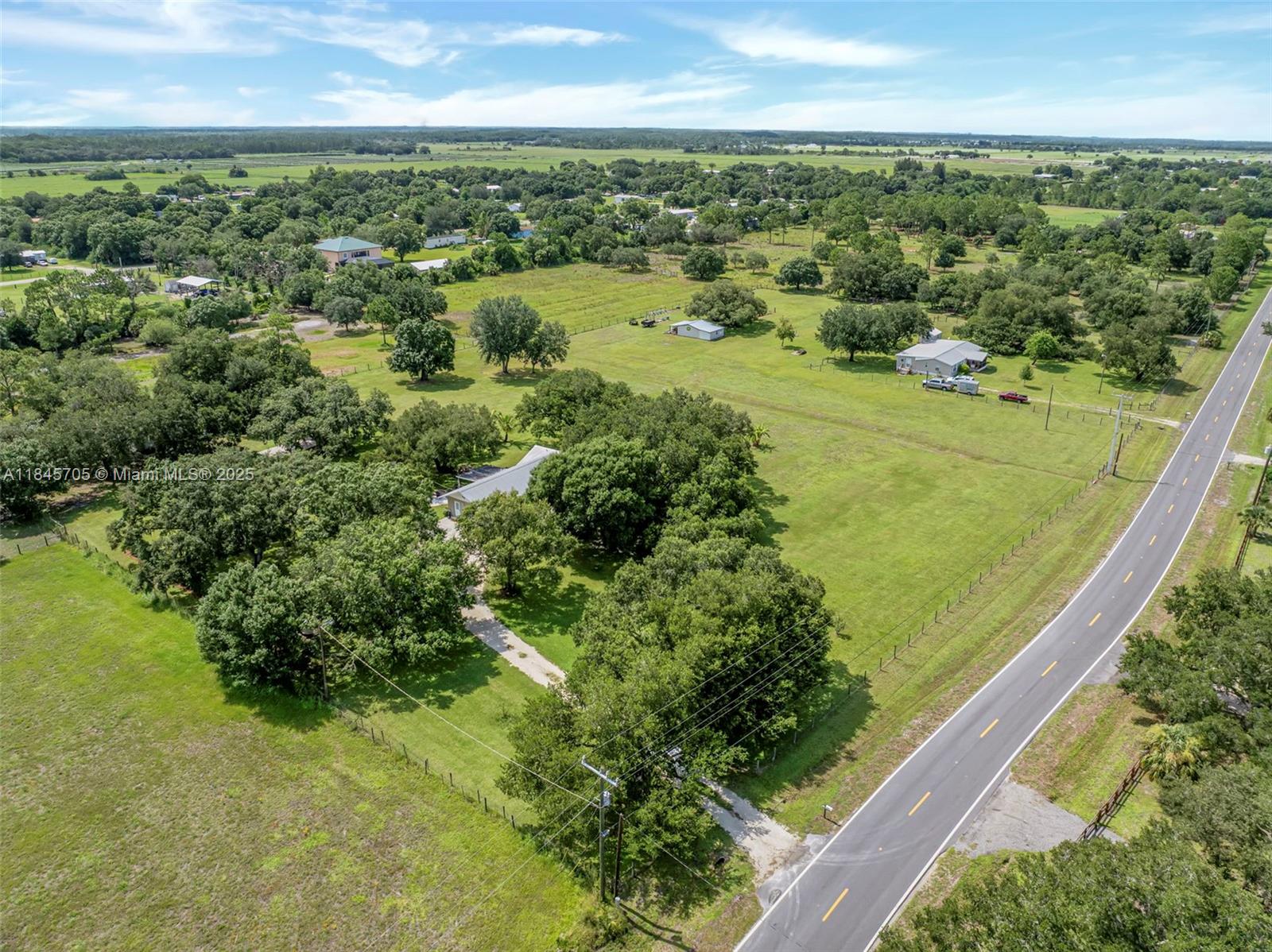 NORTH LABELLE GLADES - Residential