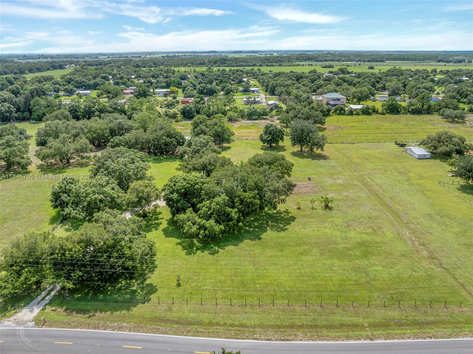 NORTH LABELLE GLADES - Residential