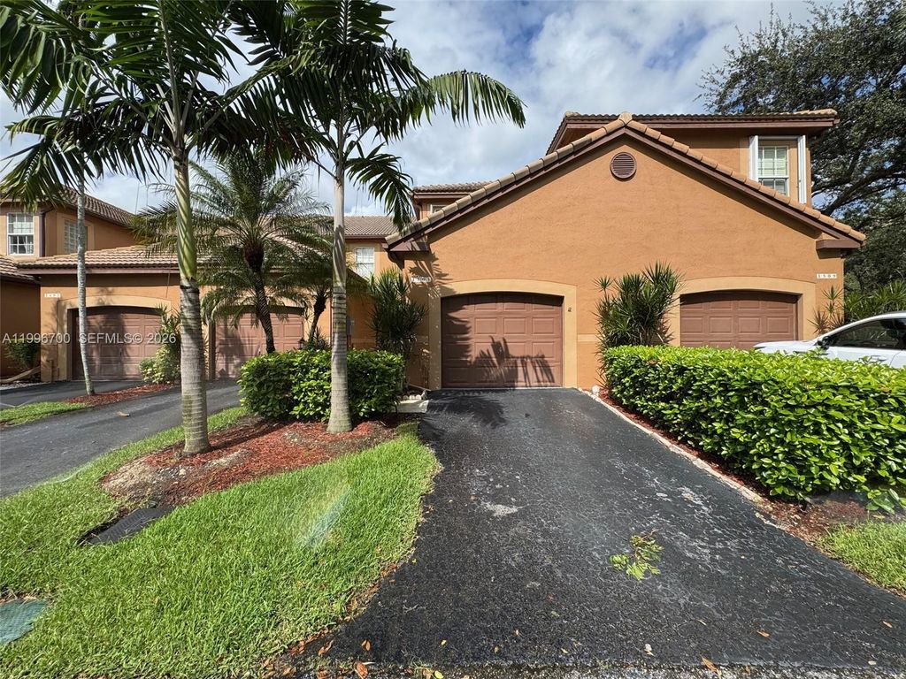 Photo of 1503 Veracruz Ln #5-14, Weston, FL 33327 (MLS # A11996700)