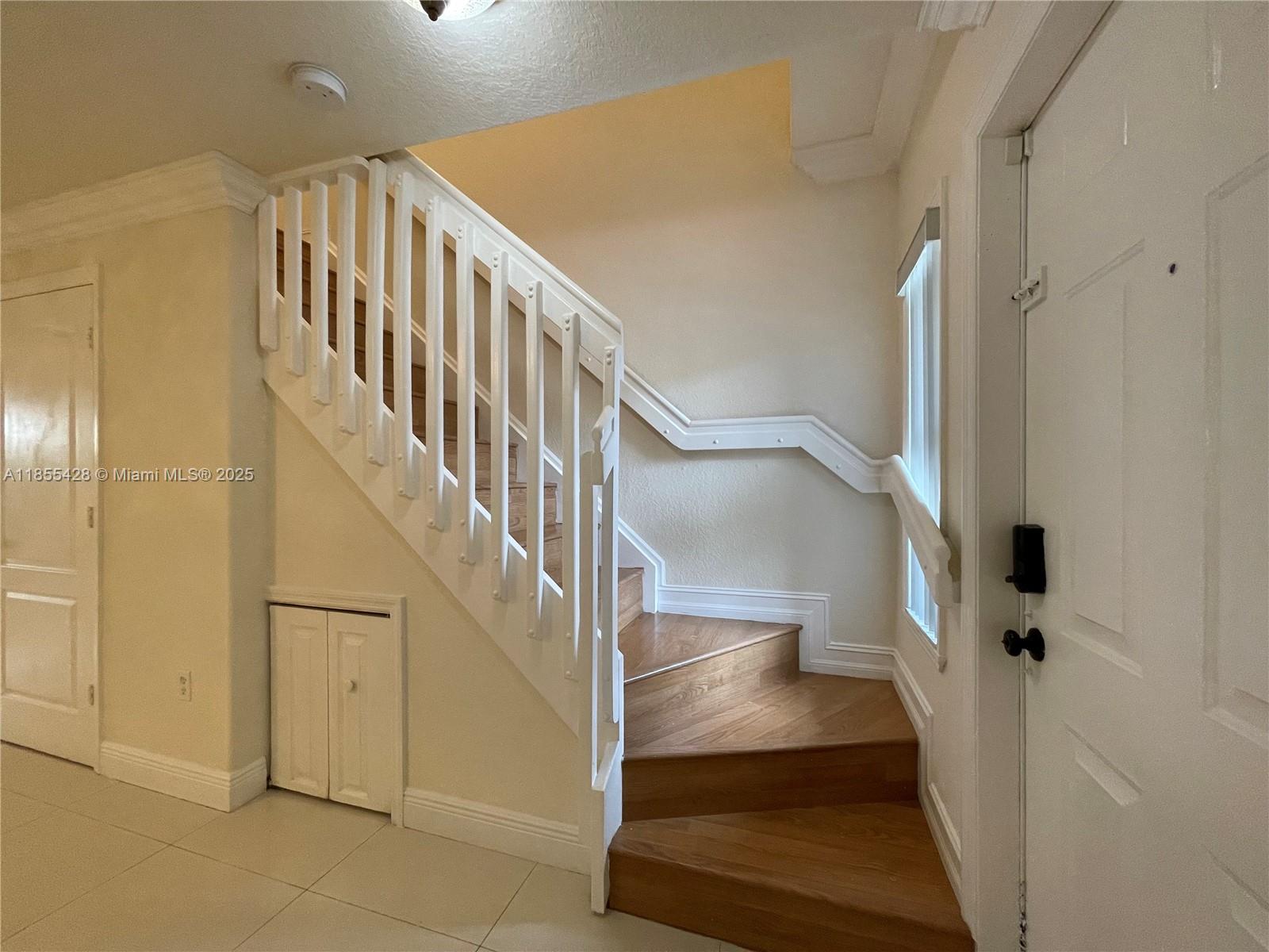 DOLPHIN VIEW CONDO - Residential Lease