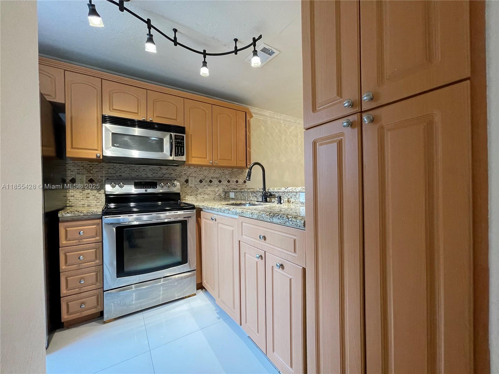 DOLPHIN VIEW CONDO - Residential Lease