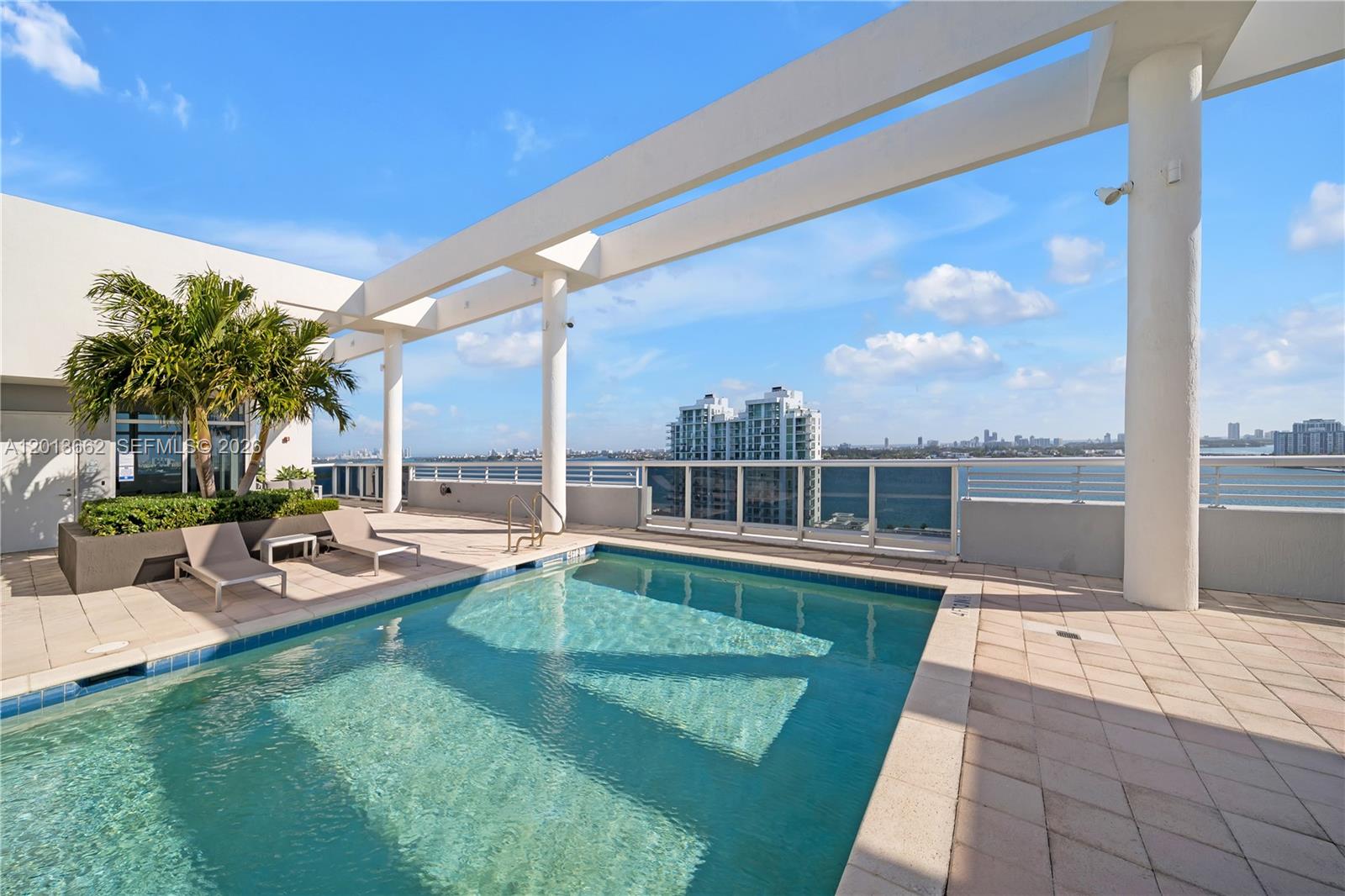BLUE BAY TOWER CONDO - Residential