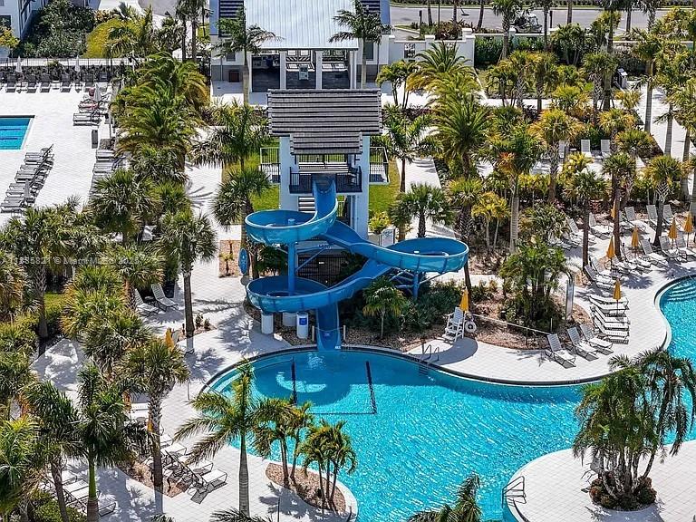 HAMMOCKS OF WESTLAKE PHAS - Residential
