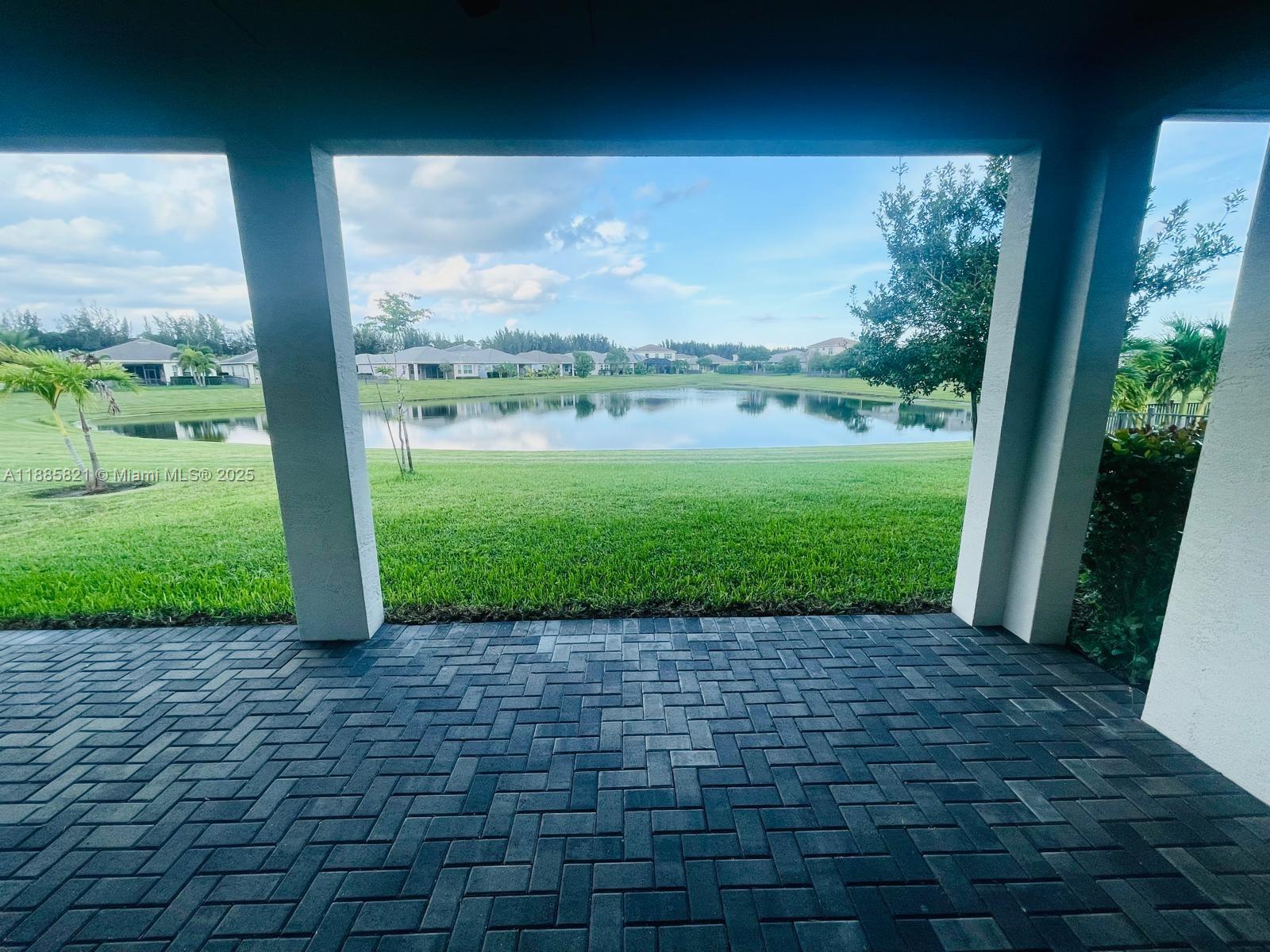 HAMMOCKS OF WESTLAKE PHAS - Residential