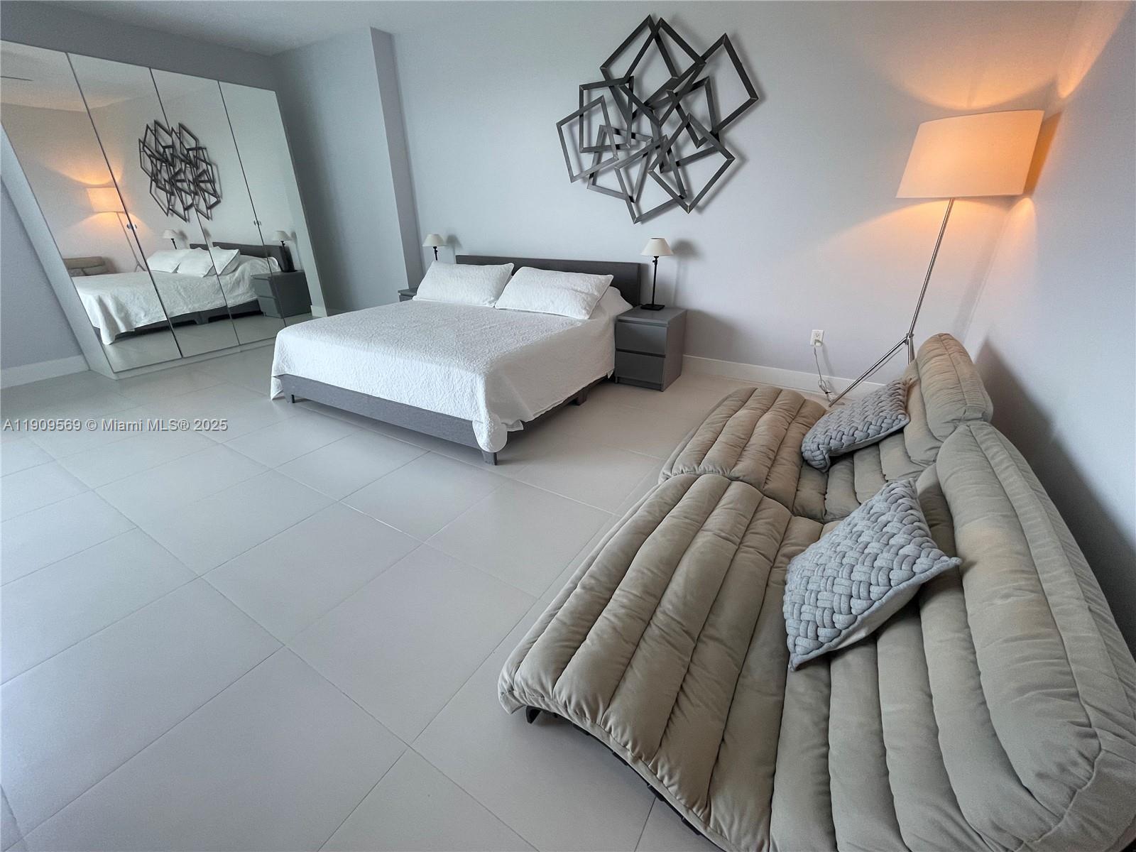 MARINA PALMS RESIDENCES N - Residential Lease