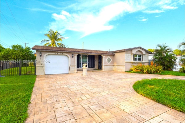 7949 CORAL BLVD, MIRAMAR, FL 33023 - Image deca5050f8a4e6498e043caccaae818f/3800745832