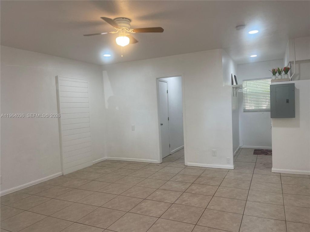Photo of 1717 NE 12th St #5, Fort Lauderdale, FL 33304 (MLS # A11964036)