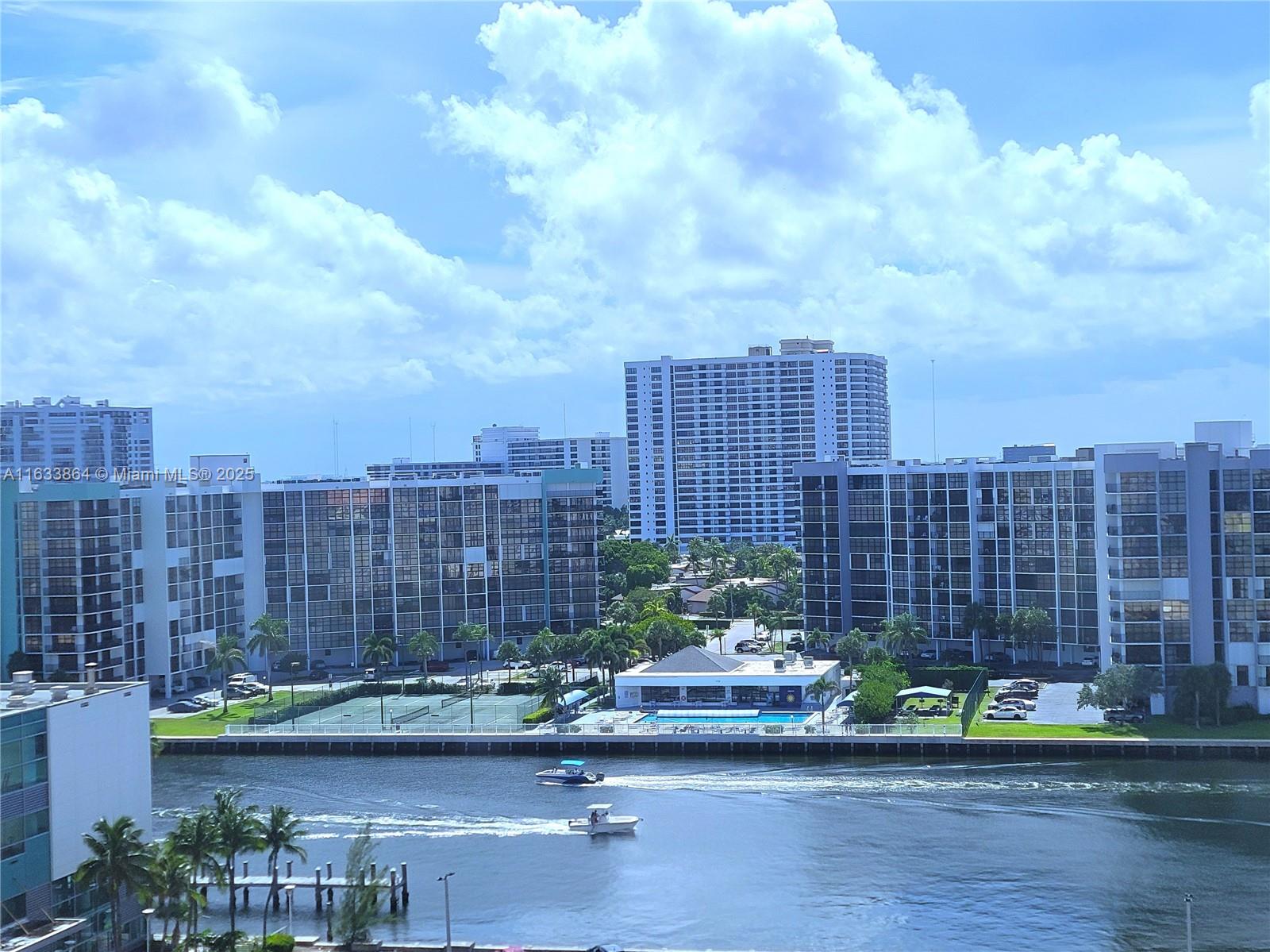 3505 S Ocean Dr 1105, Hollywood, Broward County, Florida - 2 Bedrooms  
2 Bathrooms - 