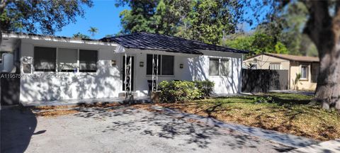 875 NE 130th St 0 North Miami FL 33161