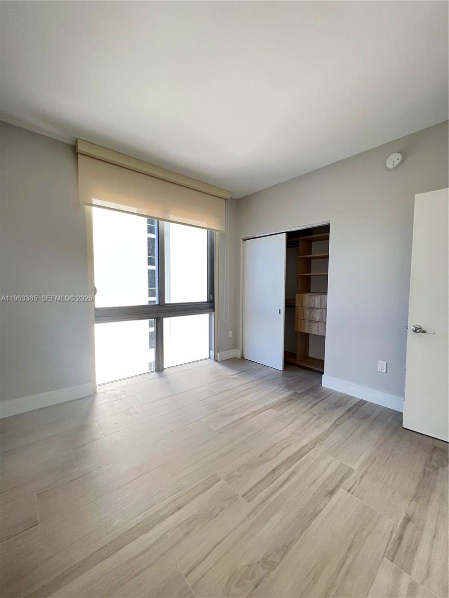 THE HARBOUR NORTH CONDO - Residential