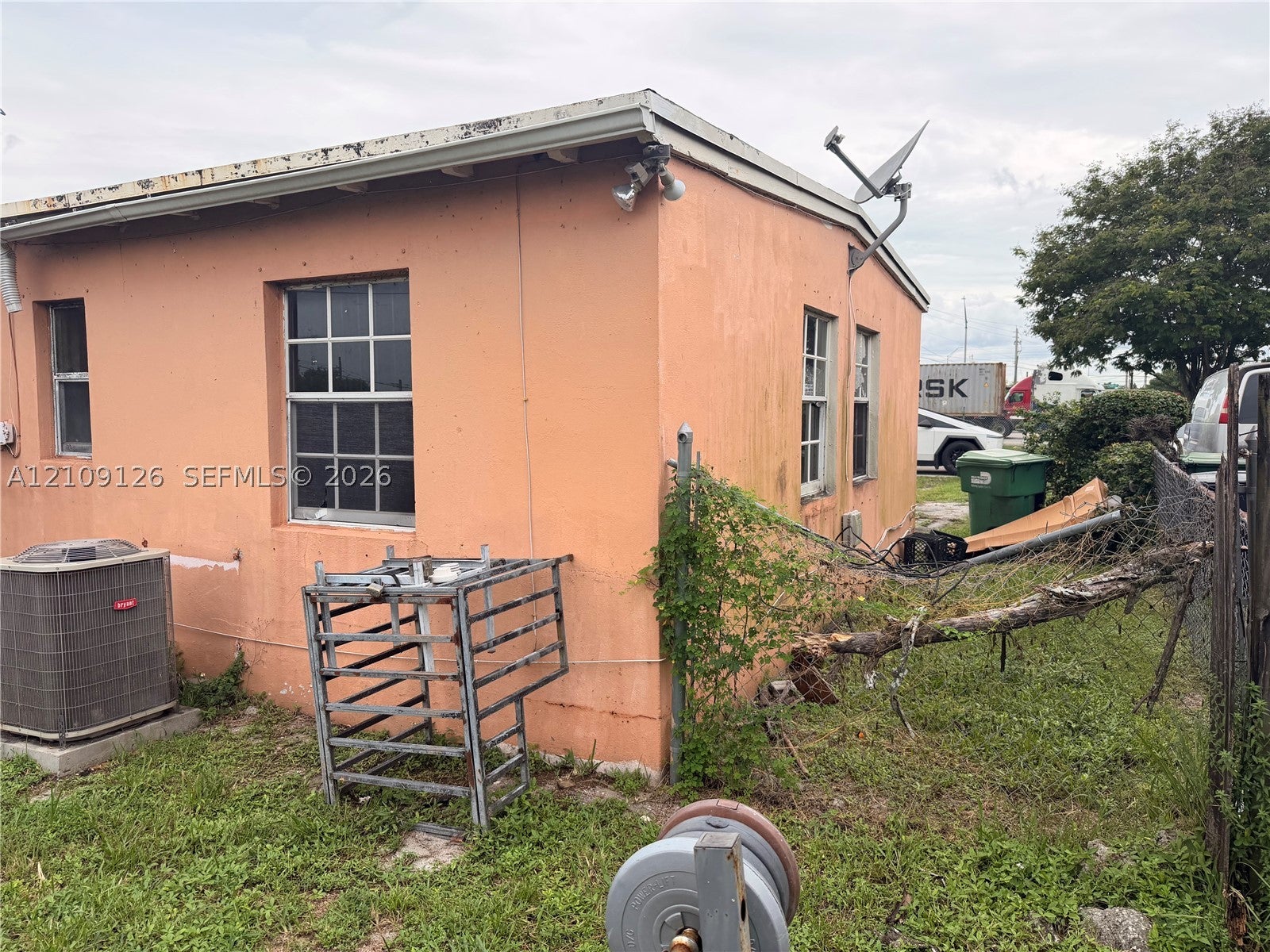 2160 Service Rd