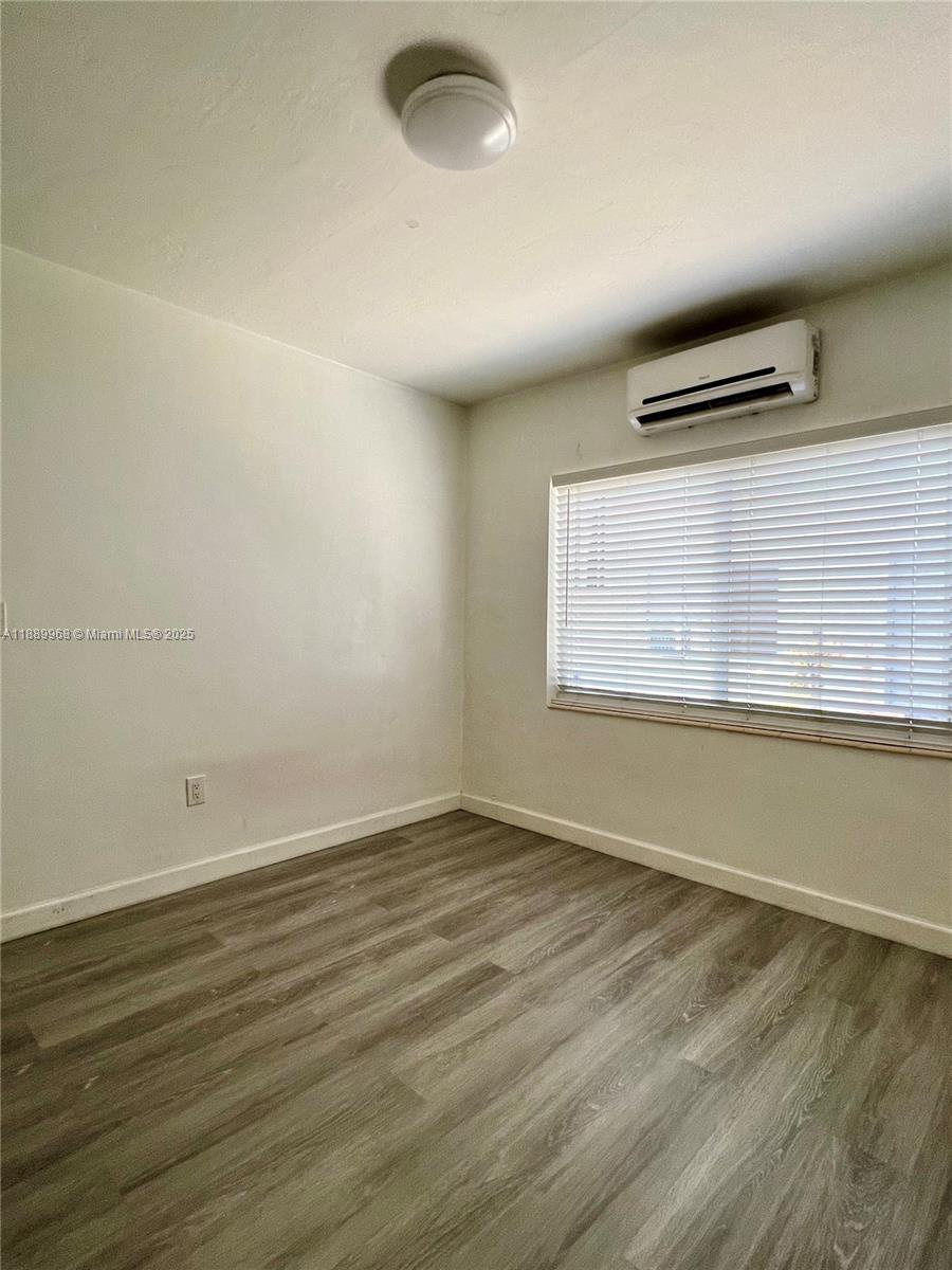 LAWRENCE ESTATES LAND COS - Residential Lease