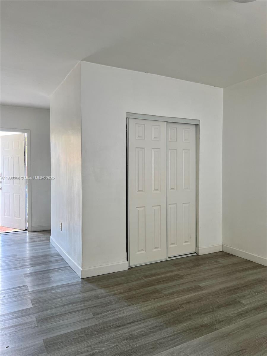 LAWRENCE ESTATES LAND COS - Residential Lease