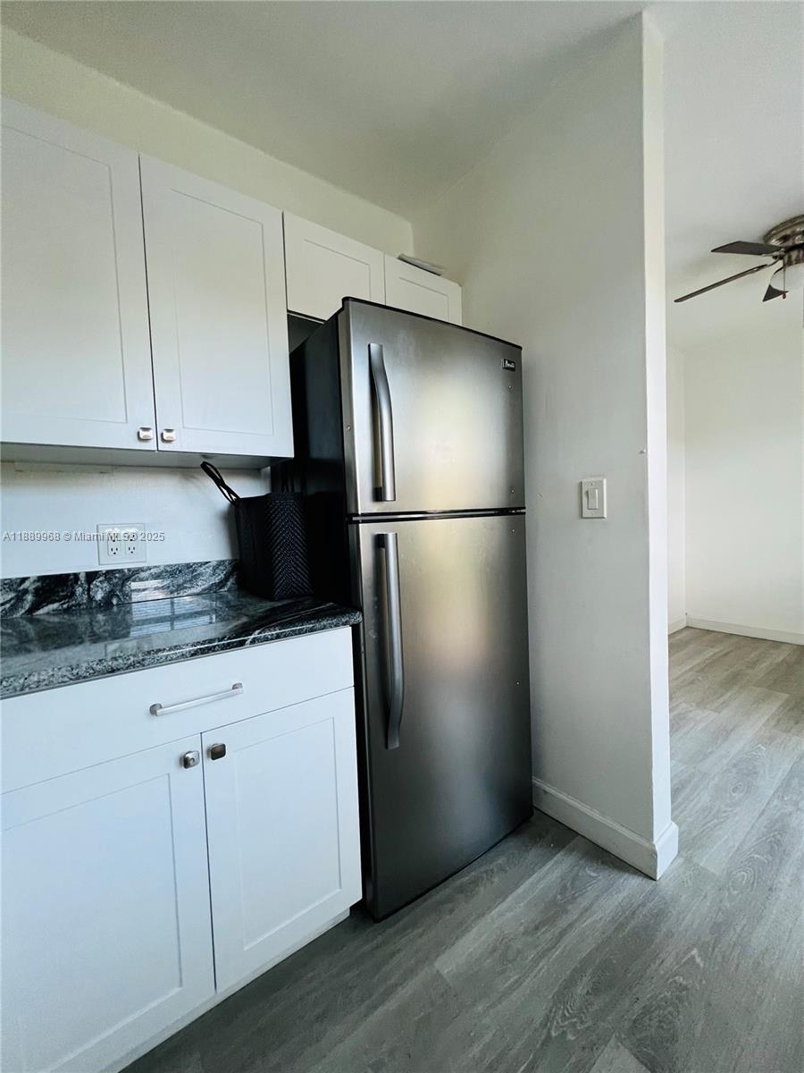 LAWRENCE ESTATES LAND COS - Residential Lease