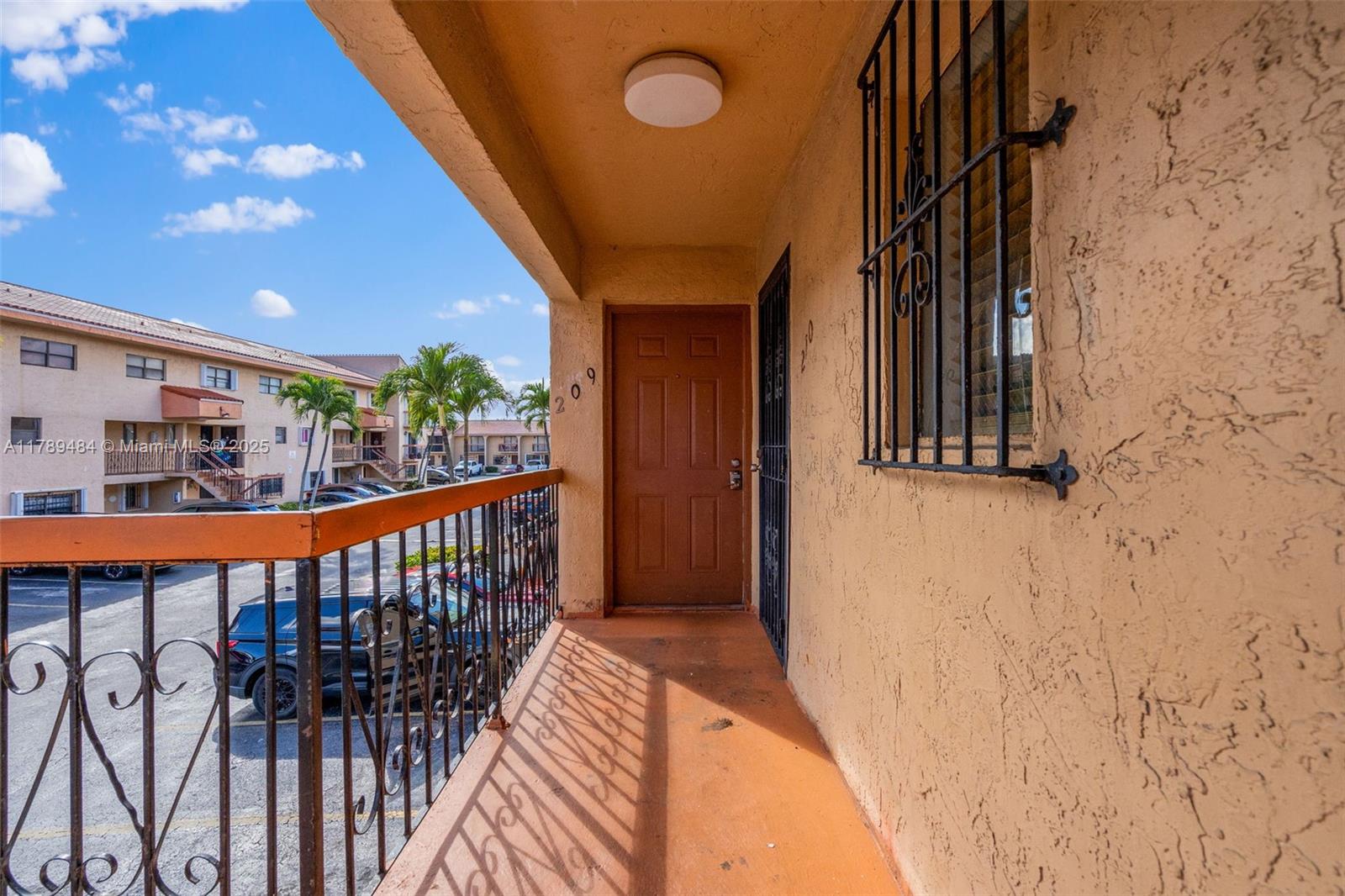 5530 W 26th Ct 209