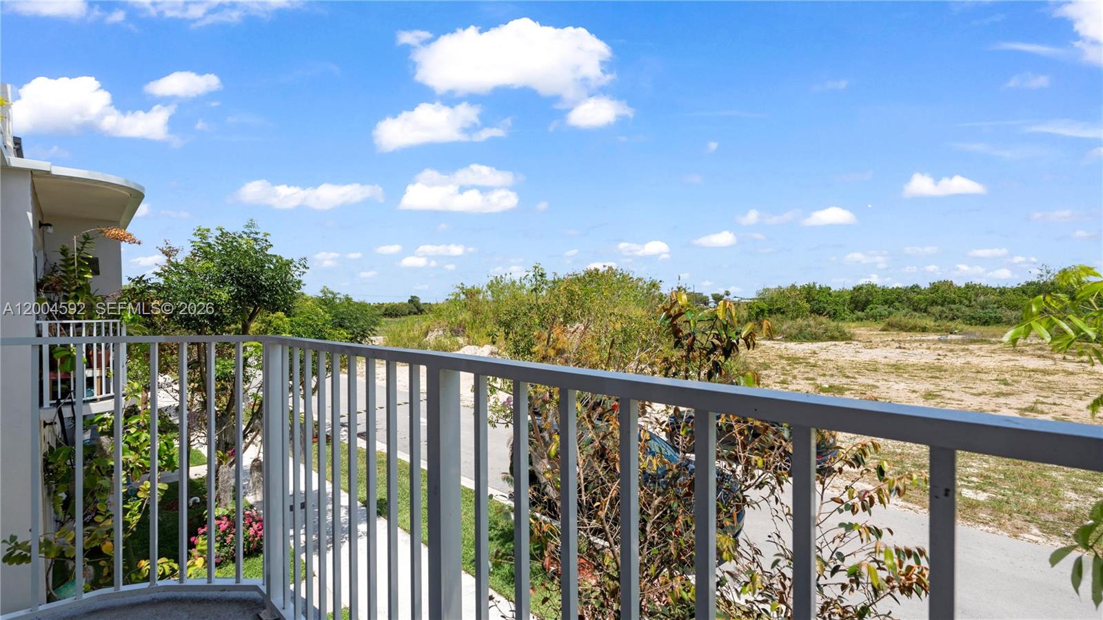 PARADISE ONE - Residential