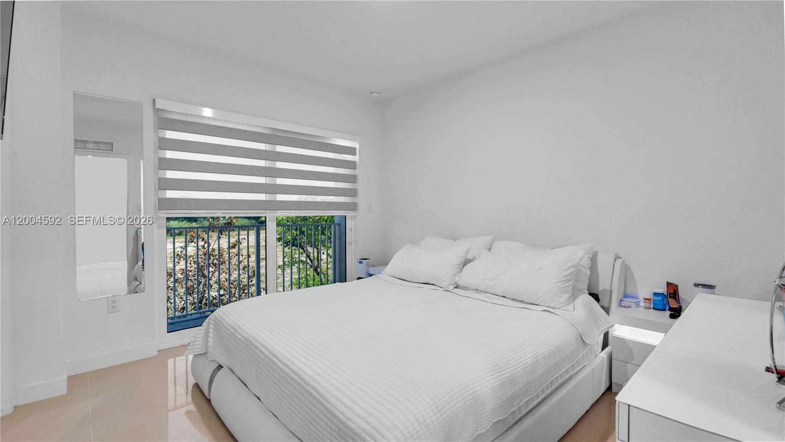 PARADISE ONE - Residential