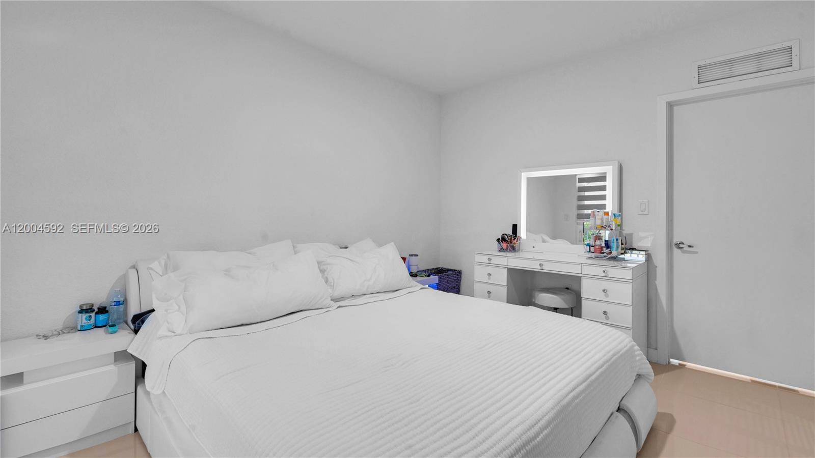 PARADISE ONE - Residential