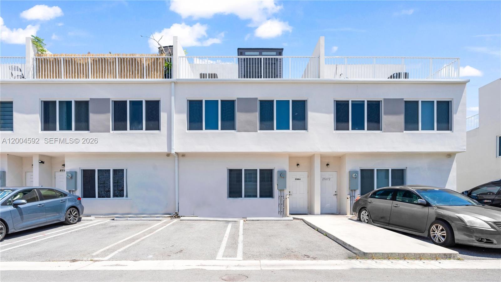 PARADISE ONE - Residential