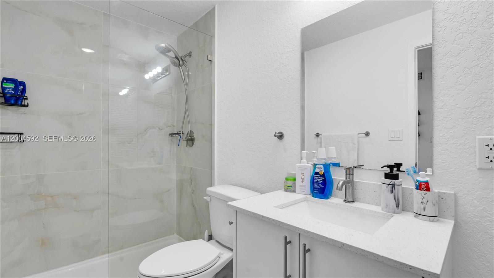 PARADISE ONE - Residential