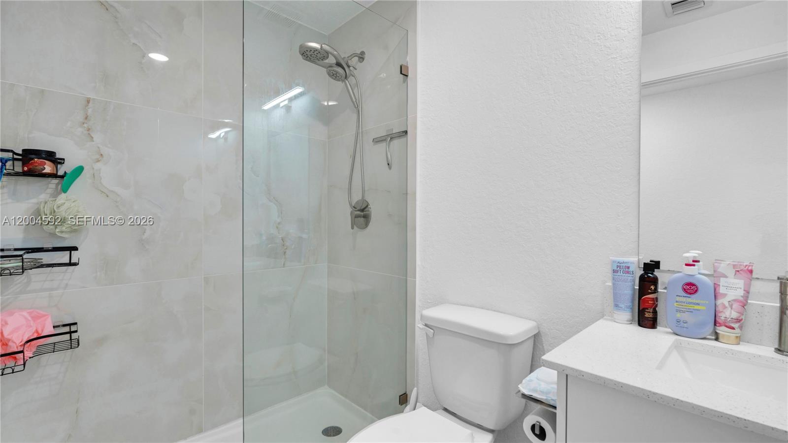 PARADISE ONE - Residential