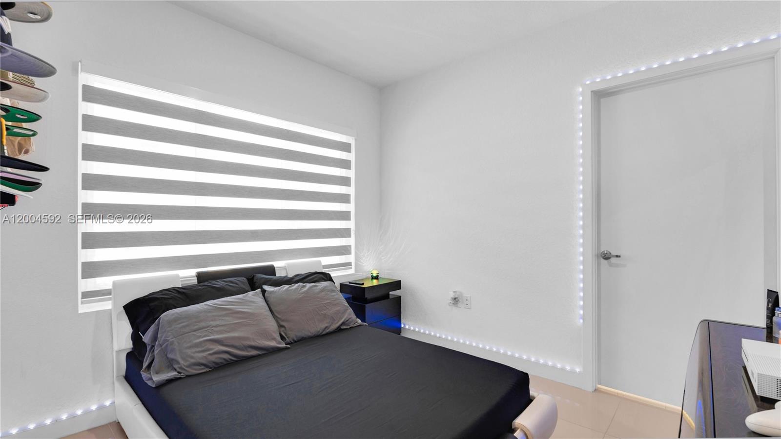 PARADISE ONE - Residential