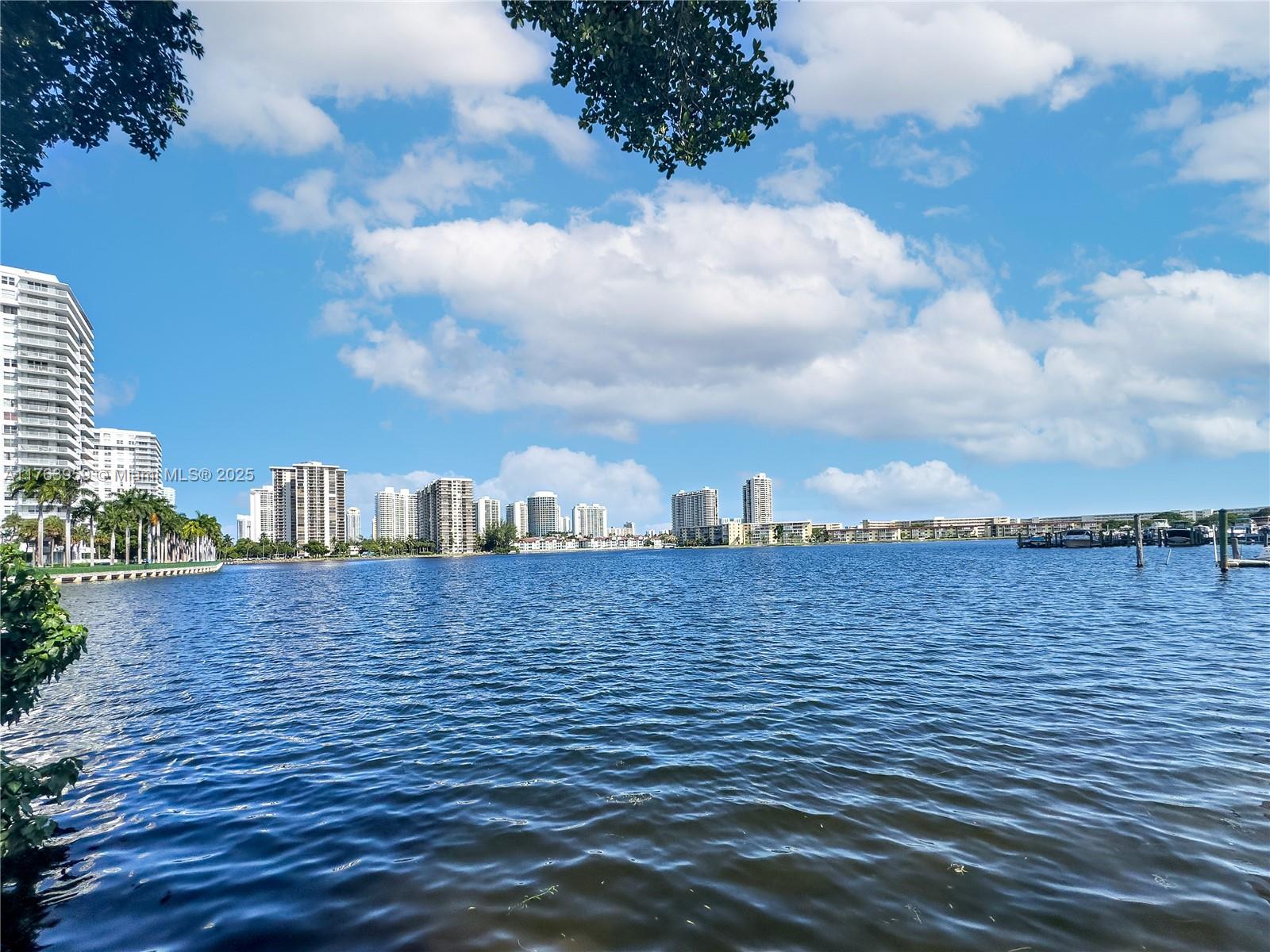 Property for Sale at 2750 Ne 183rd St 407, Aventura, Miami-Dade County, Florida - Bedrooms: 1 
Bathrooms: 2  - $174,500