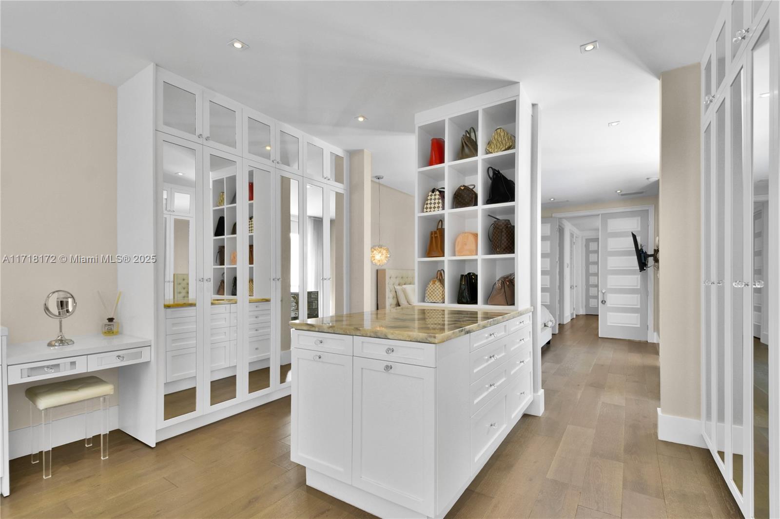 BISCAYNE PARK TERR - Residential