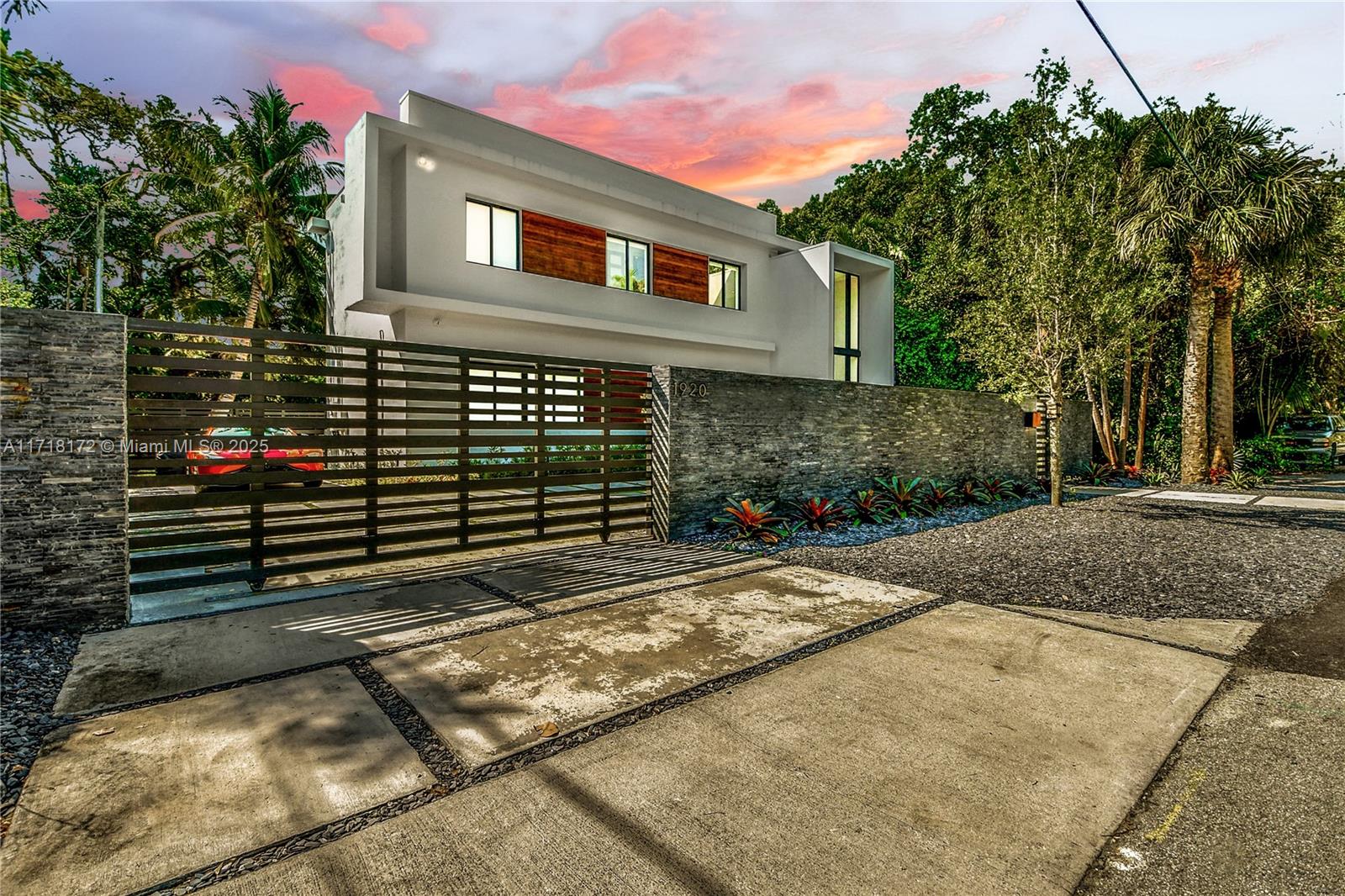 BISCAYNE PARK TERR - Residential