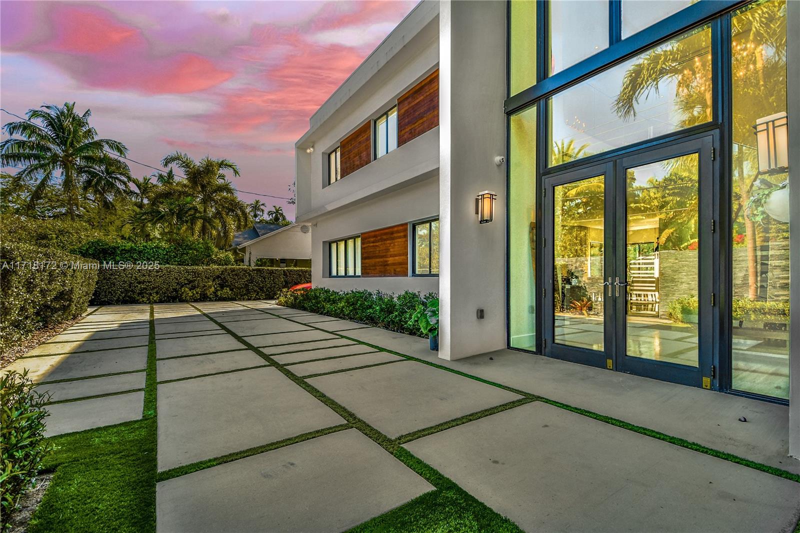 BISCAYNE PARK TERR - Residential