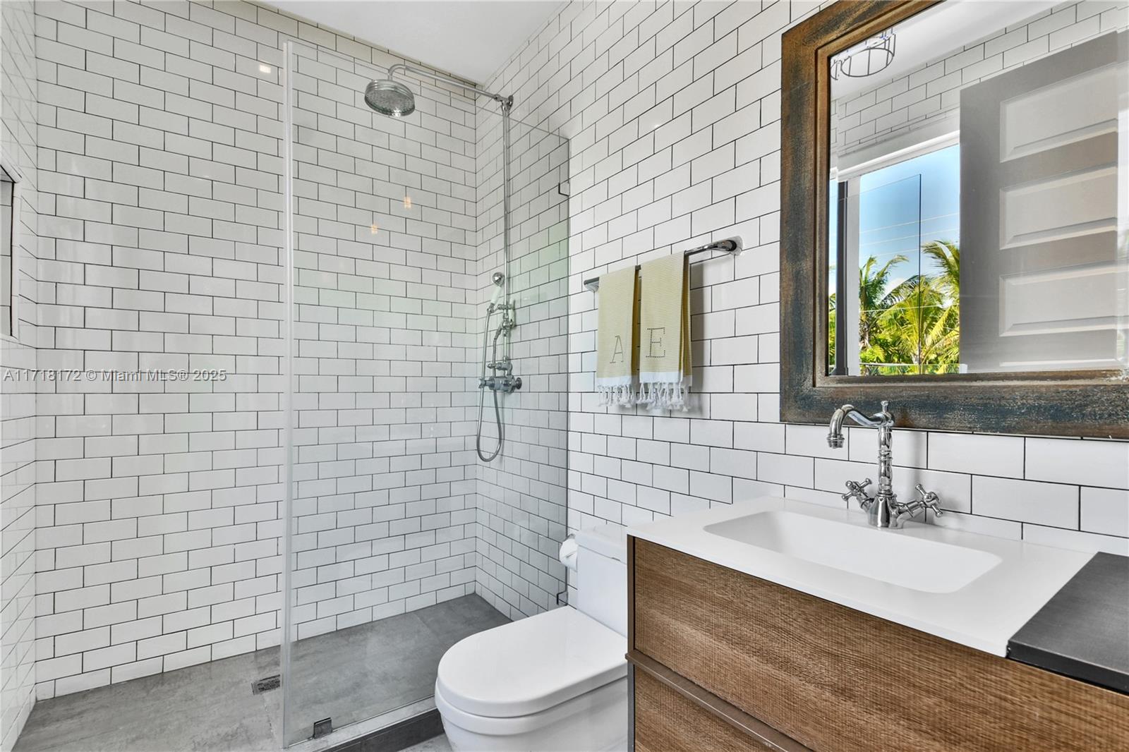 BISCAYNE PARK TERR - Residential