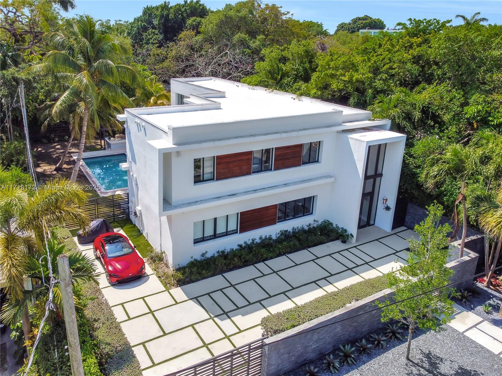 BISCAYNE PARK TERR - Residential